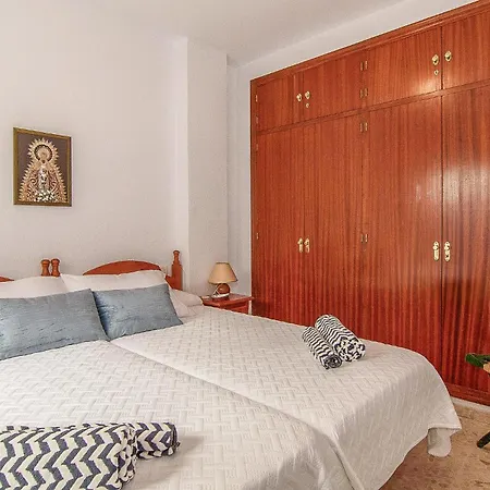 Beautiful In With Kitchenette Chipiona